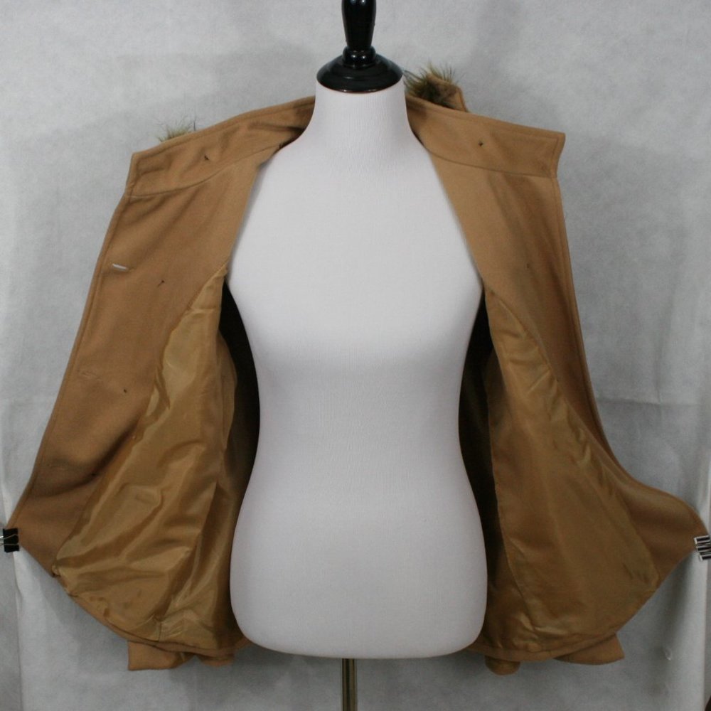 Jeykay Camel Polyester Lined Coat w/ Wings and Removable Fur Lined Hood SZ L NWT - Picture 8 of 10